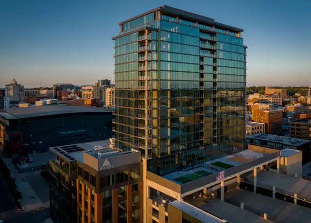Property at 144 Oakes St SW Unit 802, Grand Rapids, MI, 49503, 1 bed, 1 bath, [object Object]