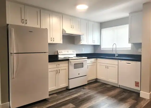 Property at 702 5th Ave S Unit T17, Kent, WA, 98032, 1 bed, 1 bath, [object Object]