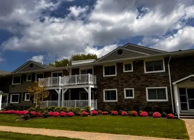 Property at 5 Williams Blvd Unit 5-1H, Lake Grove, NY, 11755, 1 bed, 1 bath, [object Object]