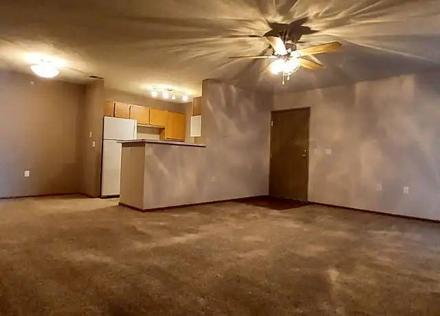 Property at 15551 Adams St Unit 29-202, Omaha, NE, 68137, 1 bed, 1 bath, [object Object]