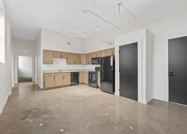 Property at 411 3rd St SE Unit Lyman Lofts 707, Cedar Rapids, IA, 52401, 1 bed, 1 bath, [object Object]