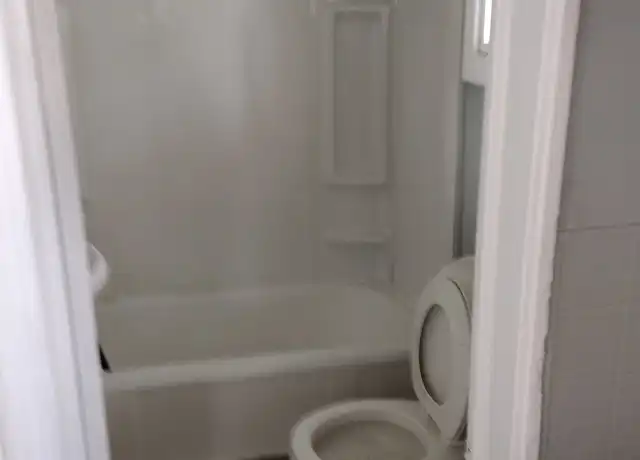 Property at 335 4th Ave Unit 2, Troy, NY, 12182, 2 beds, 1 bath, [object Object]
