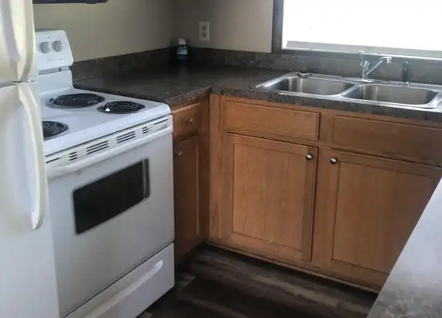 Property at 227 E Interstate Ave Unit 1, Bismarck, ND, 58503, 3 beds, 1.5 baths, [object Object]