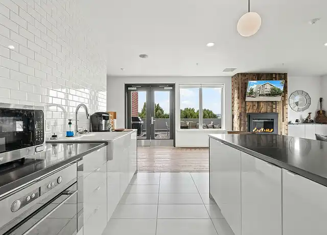 Property at East 12 Lofts - 1100 SE 12th Ave, Portland, OR, 97214, 0 beds, 1 bath, [object Object]