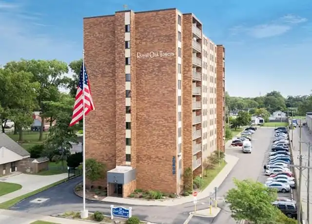 Property at 20800 Wyoming Ave Unit 102, Ferndale, MI, 48220, 2 beds, 1 bath, [object Object]