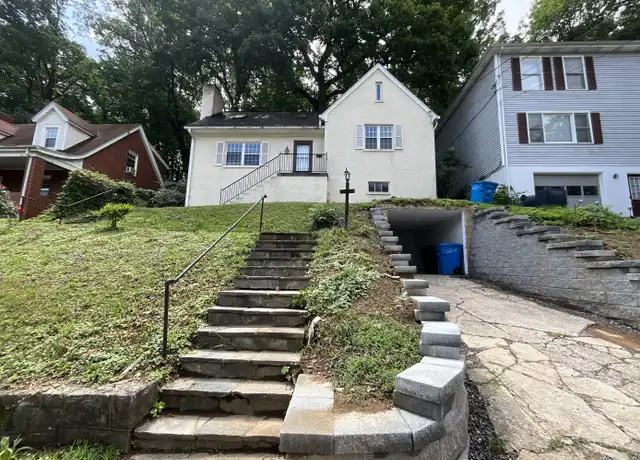 Property at 1608 Main St SW, Roanoke, VA, 24015, 3 beds, 1 bath, [object Object]