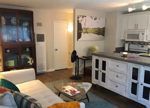 Property at 2055 Albatross St Unit 3, San Diego, CA, 92101, 1 bed, 1 bath, [object Object]