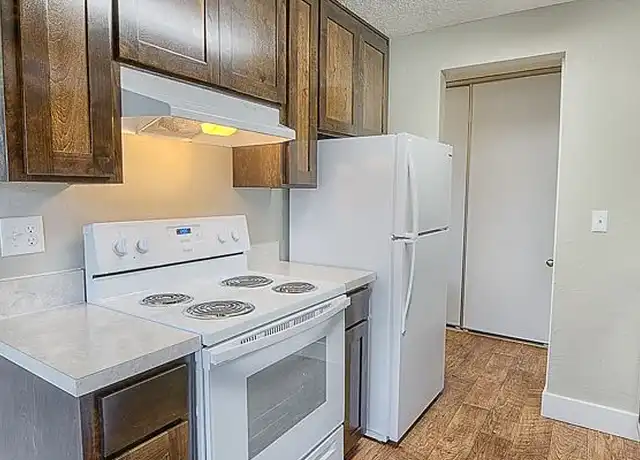 Property at The Lindale - 363 Lindale Dr, Springfield, OR, 97477, 2 beds, 1 bath, [object Object]