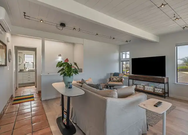 Property at 231 6th Ave, Santa Cruz, CA, 95062, 2 beds, 1 bath, [object Object]