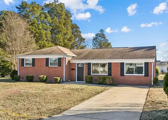 Property at 1 Longwood Dr, Hampton, VA, 23669, 3 beds, 1.5 baths, [object Object]