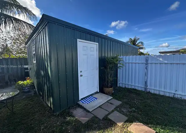 Property at 30060 SW 157th Ave Unit 1, Homestead, FL, 33033, 1 bed, 1 bath, [object Object]
