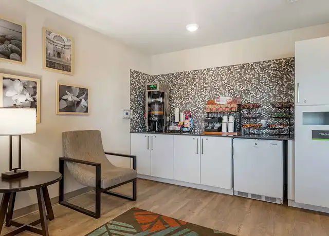 Property at Minneapolis - Airport - Mendota Heights - 1380 Northland Dr, Eagan, MN, 55120, 0 beds, 1 bath, [object Object]