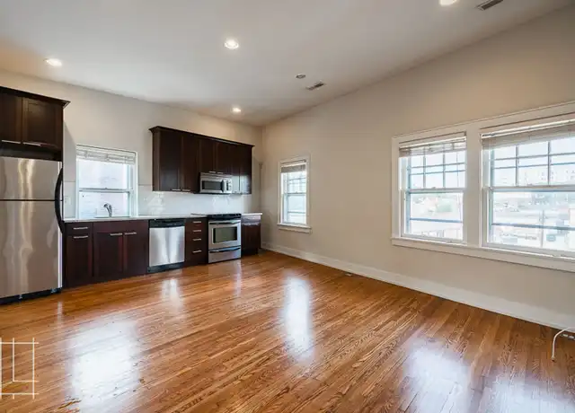 Property at 19 W 1st Ave Apt 303, Columbus, OH, 43201, 1 bed, 1 bath, [object Object]