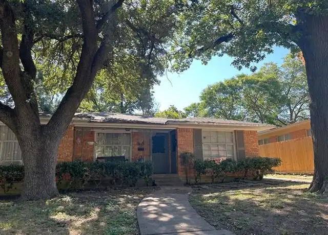 Property at 6536 Ravendale Ln, Dallas, TX, 75214, 2 beds, 1 bath, [object Object]