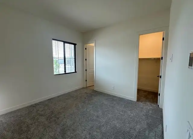 Property at 7306 N 80th Ln, Glendale, AZ, 85303, 5 beds, 3.5 baths, [object Object]