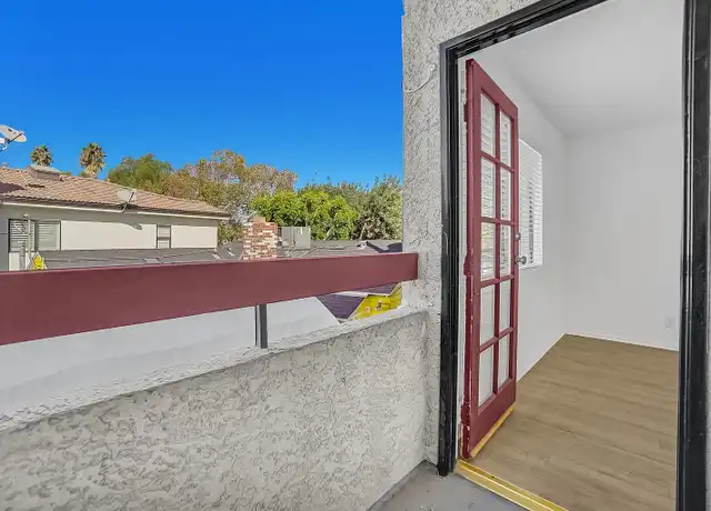 Property at 15051 Moorpark St Unit 111, Sherman Oaks, CA, 91403, 1 bed, 1.5 baths, [object Object]