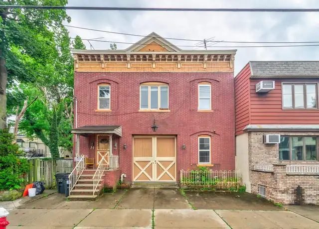 Property at 30 W 9th St Unit 2, Bayonne, NJ, 07002, 2 beds, 1 bath, [object Object]