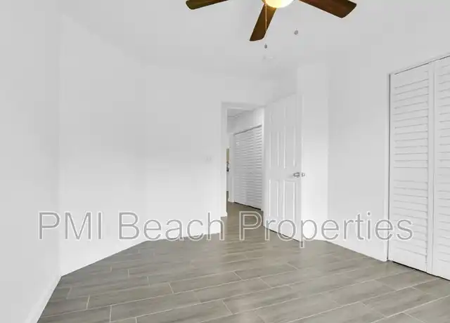 Property at 13910 Folkestone Cir, Wellington, FL, 33414, 4 beds, 2 baths, [object Object]