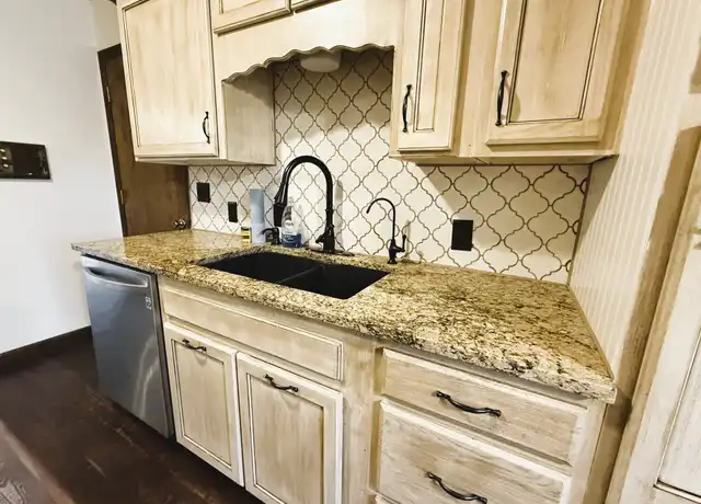 Property at 131 Brazos Dr, Goddard, KS, 67052, 4 beds, 2.5 baths, [object Object]