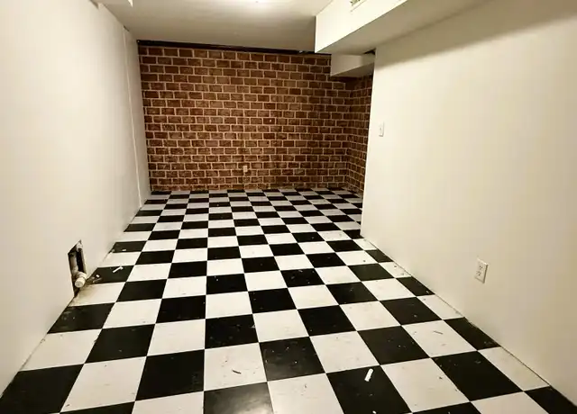 Property at 131 Brazos Dr, Goddard, KS, 67052, 4 beds, 2.5 baths, [object Object]