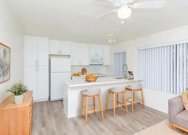 Property at 1251 Parker Pl Unit 2I, San Diego, CA, 92109, 2 beds, 2 baths, [object Object]