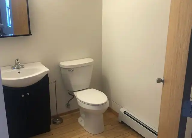 Property at 409 N Broadway Unit 24, Green Bay, WI, 54303, 1 bed, 1 bath, [object Object]