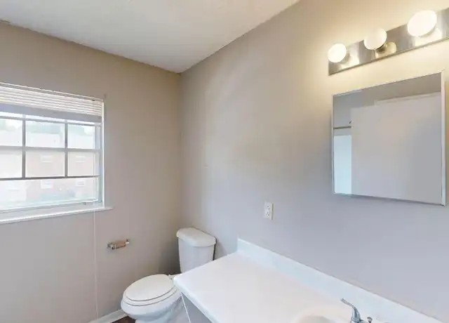 Property at 4505 Patton Rd SW Unit C, Huntsville, AL, 35805, 2 beds, 1 bath, [object Object]