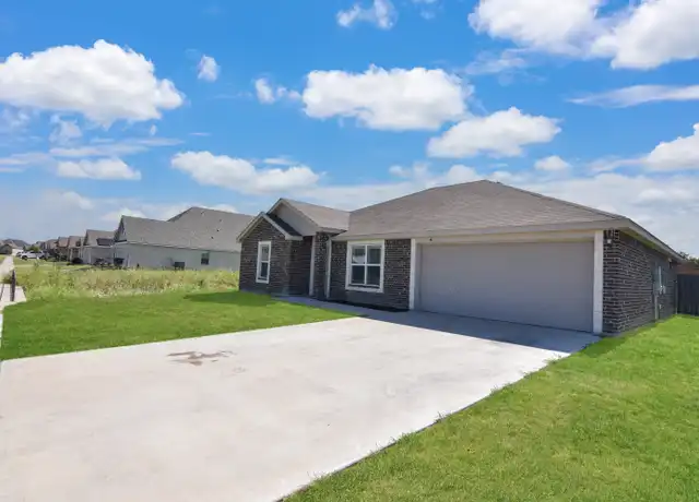 Property at 6900 Cassidy Ln, Killeen, TX, 76542, 4 beds, 2 baths, [object Object]