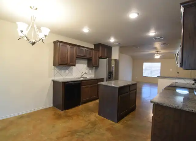 Property at 6900 Cassidy Ln, Killeen, TX, 76542, 4 beds, 2 baths, [object Object]