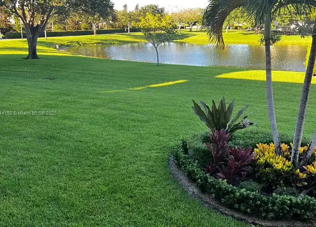 Property at 8 Fanshaw A #8, Boca Raton, FL, 33434, 1 bed, 1 bath, [object Object]