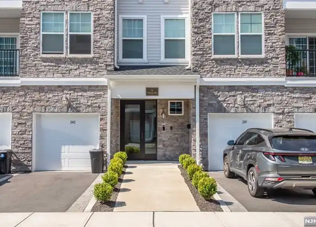 Property at 10 Veterans Way #212, Morris Plains, NJ, 07950, 3 beds, 2 baths, [object Object]
