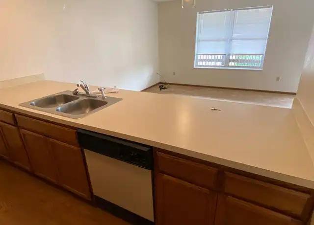 Property at 215 McGoodwin St Apt 08, Warrensburg, MO, 64093, 2 beds, 1 bath, [object Object]