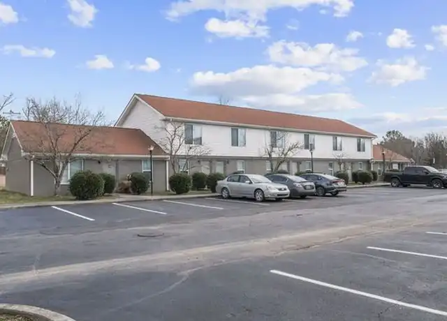 Property at Parkview Apartments - Tullahoma, TN. - 303 Johnson Ln, Tullahoma, TN, 37388, 2 beds, 1.5 baths, [object Object]