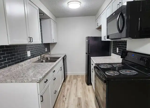 Property at W Mesa Pass, Sioux Falls, SD, 57106, 2 beds, 1 bath, [object Object]