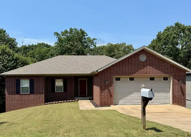 Property at 9 Pennine Ln, Bella Vista, AR, 72714, 3 beds, 2 baths, [object Object]