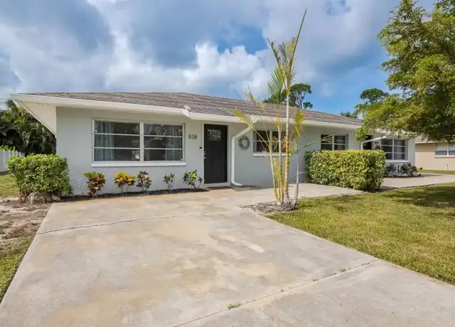 Property at 838 99th Ave N Unit 838, Naples, FL, 34108, 2 beds, 1 bath, [object Object]