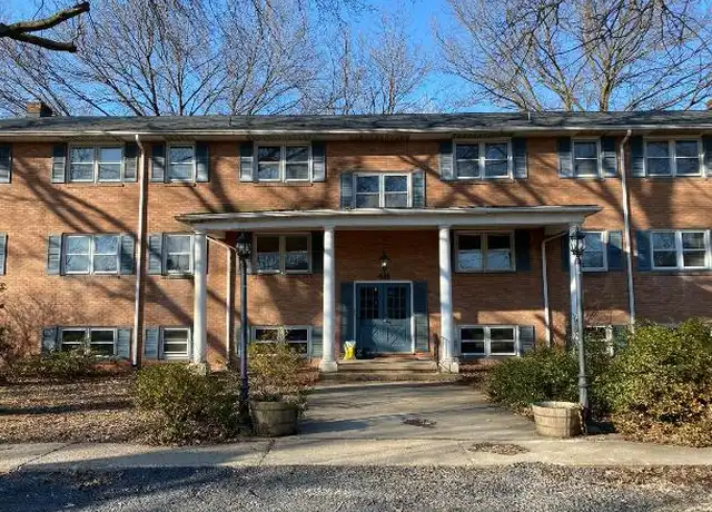 Property at 411 Poplar Ave, Indiana, PA, 15701, 2 beds, 1 bath, [object Object]