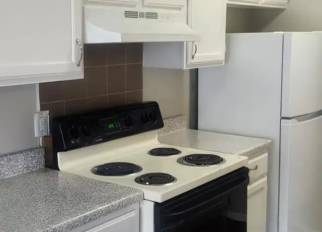 Property at 3518 Grant Ave Unit 222, San Antonio, TX, 78201, 1 bed, 1 bath, [object Object]