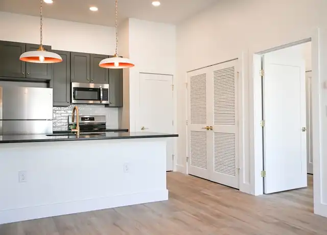 Property at 2307 Bedford Ave Unit 10, Lynchburg, VA, 24503, 1 bed, 1 bath, [object Object]