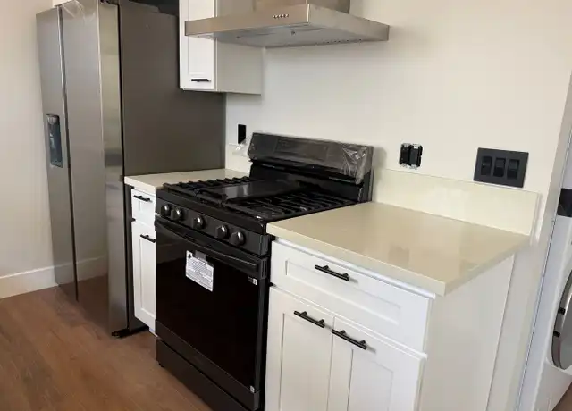 Property at 719 Indiana Ct Unit 2, El Segundo, CA, 90245, 2 beds, 1 bath, [object Object]