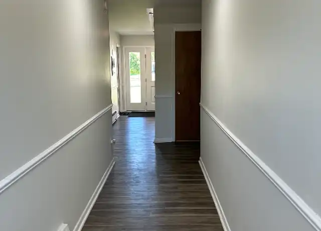 Property at 20401 E 8 Mile Rd, St Clair Shores, MI, 48080, 1 bed, 1 bath, [object Object]