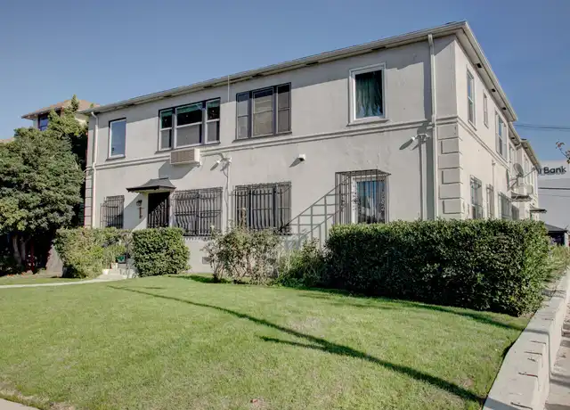 Property at 2929 San Marino St Unit 4, Los Angeles, CA, 90006, 0 beds, 1 bath, [object Object]