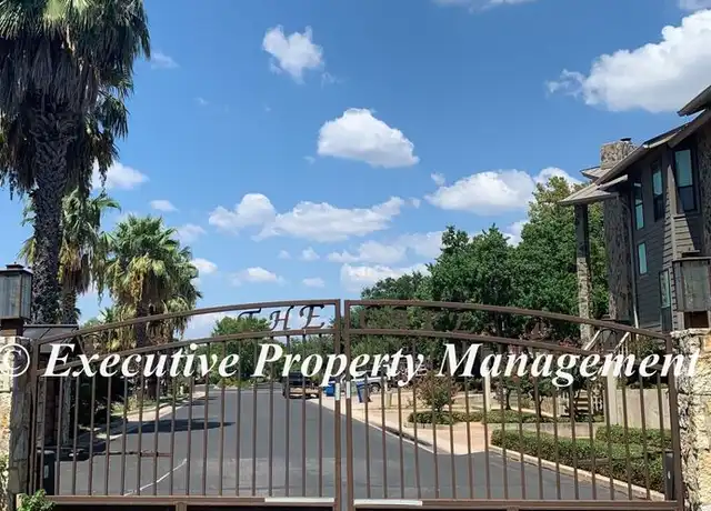 Property at 1101 The Cpe Unit HOA, Horseshoe Bay, TX, 78657, 2 beds, 2.5 baths, [object Object]