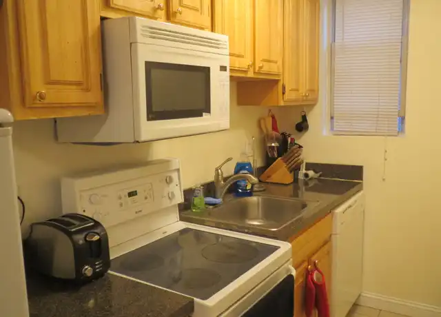 Property at 24 Haviland St Unit 11, Boston, MA, 02115, 1 bed, 1 bath, [object Object]