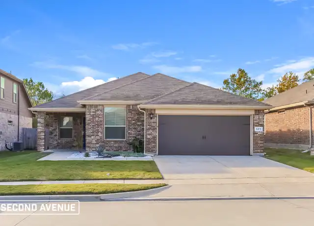 Property at 621 Creekview Dr, Azle, TX, 76020, 4 beds, 2 baths, [object Object]