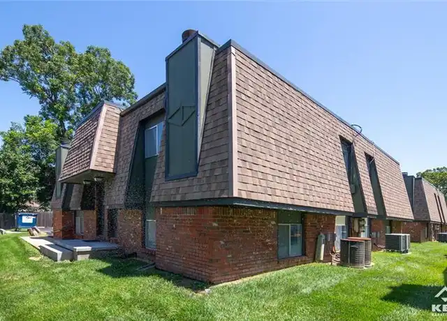 Property at 1321 N Sheridan St Unit 304, Wichita, KS, 67203, 2 beds, 1.5 baths, [object Object]