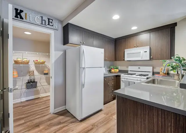 Photo of 42200 Margarita Rd, Temecula, CA 92592