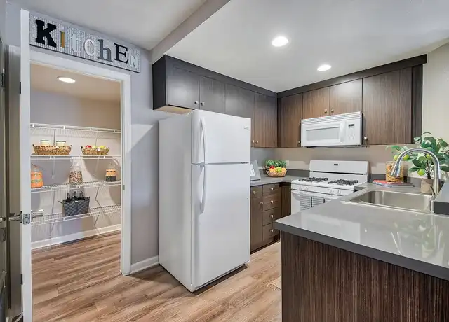 Property at Margarita Summit Apartments - 42200 Margarita Rd, Temecula, CA, 92592, 2 beds, 2 baths, [object Object]