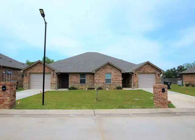 Property at 6335 Villa Rosa Way Unit 6335, Tyler, TX, 75707, 2 beds, 2 baths, [object Object]