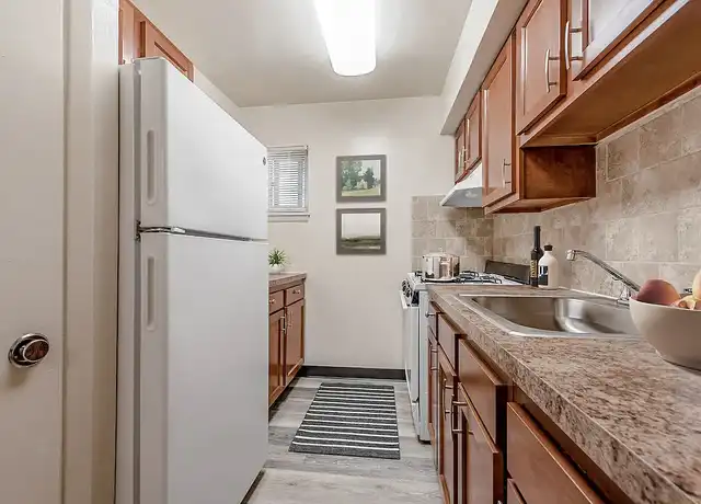 Property at Admiral Farragut - 230 Hilltop Ln, Annapolis, MD, 21403, 1-3 bed, 1-2 bath, [object Object]